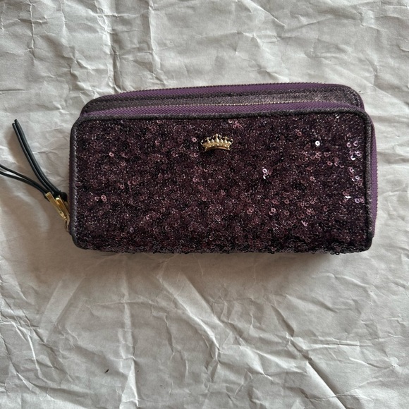 Juicy Couture Purple Wallet with Glittery Texture - Picture 1 of 6